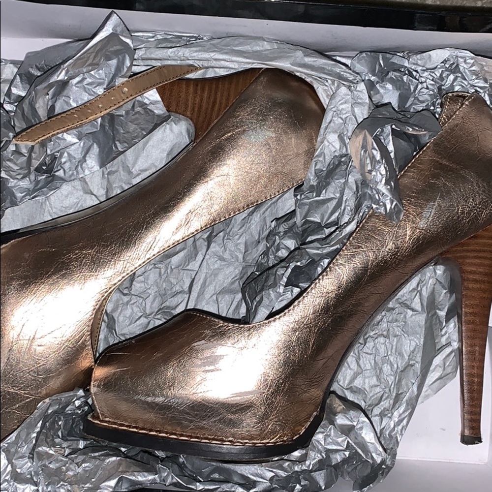 Women’s heels
